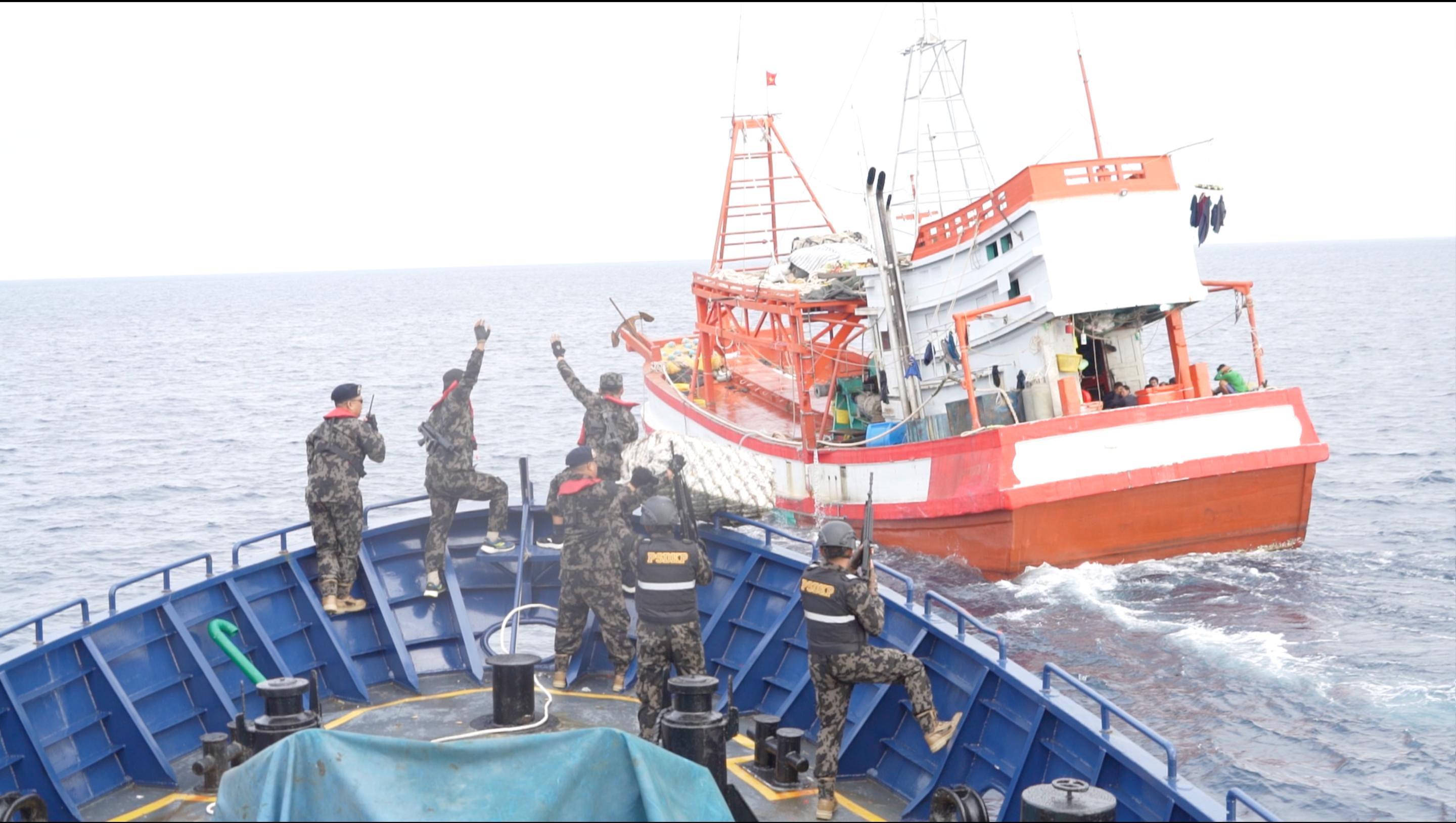 KKP Tangkap Kapal Vietnam, Komitmen Jaga Laut Natuna Terbukti